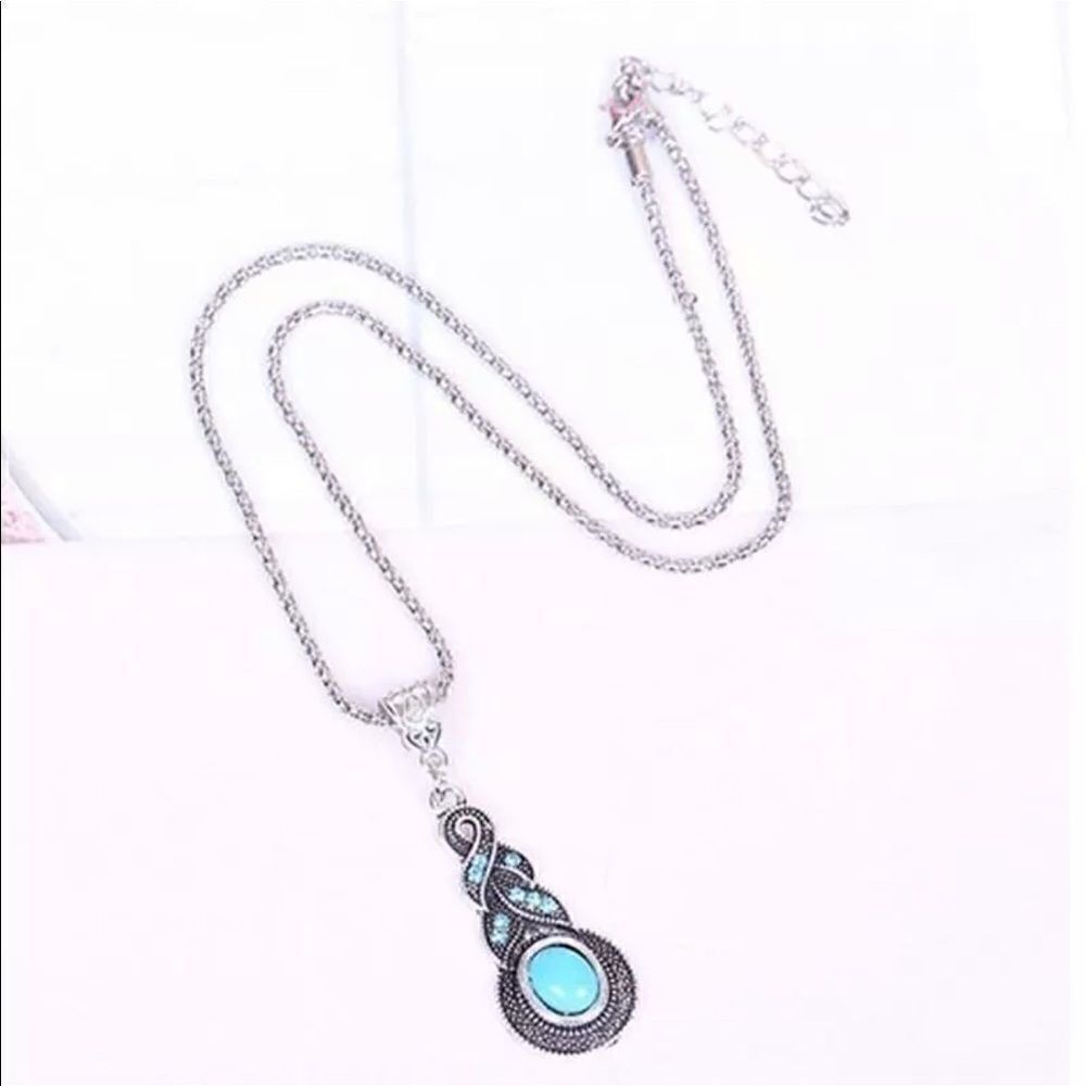 Silver Turquoise Necklace - Picture 4 of 5